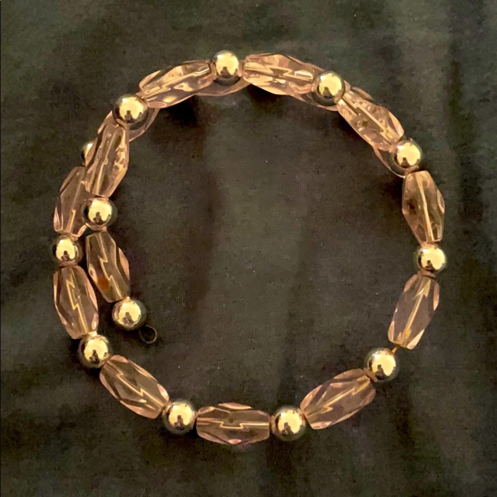 Adjustable handcrafted bracelet